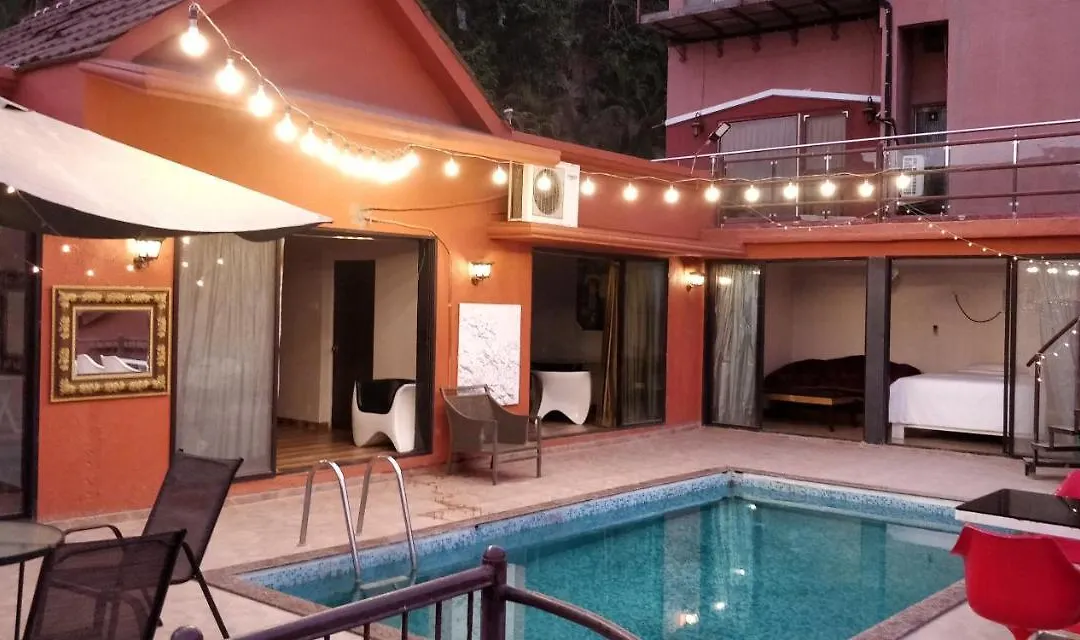Villa No: 214, Dr.Wade'S Villa.-1